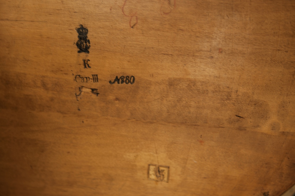 Biedermeier Nähtisch<br> um 1820Stempel