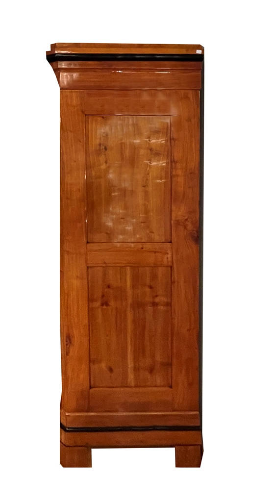 Biedermeier Kirschbaumschrank<br>Seite
