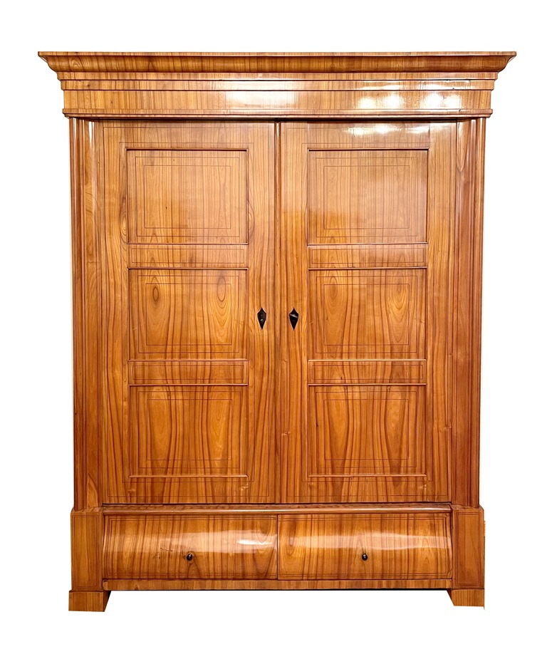 Biedermeier Kirschbaumschrank