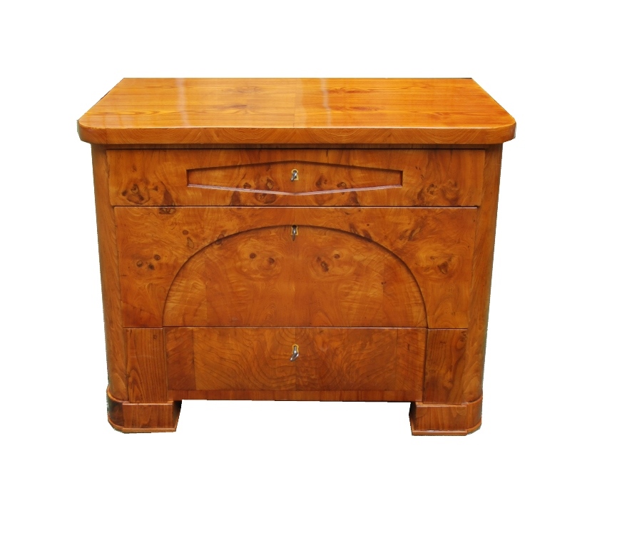 Biedermeier chest of drawers